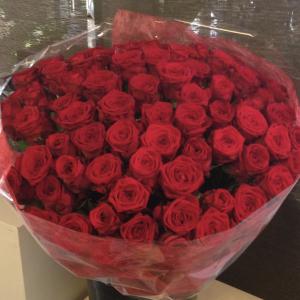 boeket rozen verjaardag - bloemen gullegem- bloemenmarkt